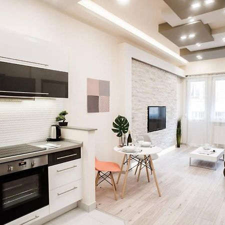 New Luxury Apartment In The Center With A/C Budapeste Exterior foto