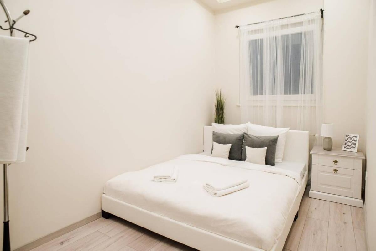 New Luxury Apartment In The Center With A/C Budapeste Exterior foto
