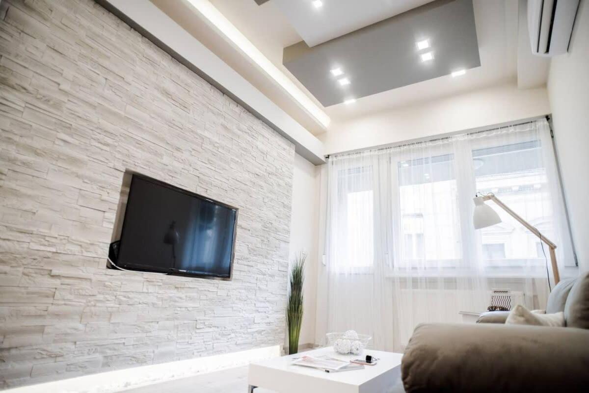 New Luxury Apartment In The Center With A/C Budapeste Exterior foto