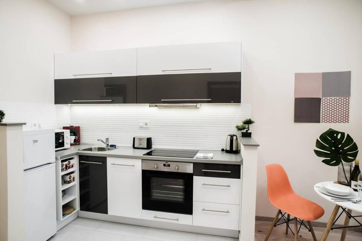 New Luxury Apartment In The Center With A/C Budapeste Exterior foto